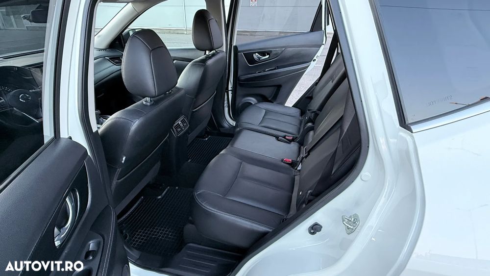 Nissan X-Trail 1.6L dCI Start/Stop XTRONIC Tekna - 9