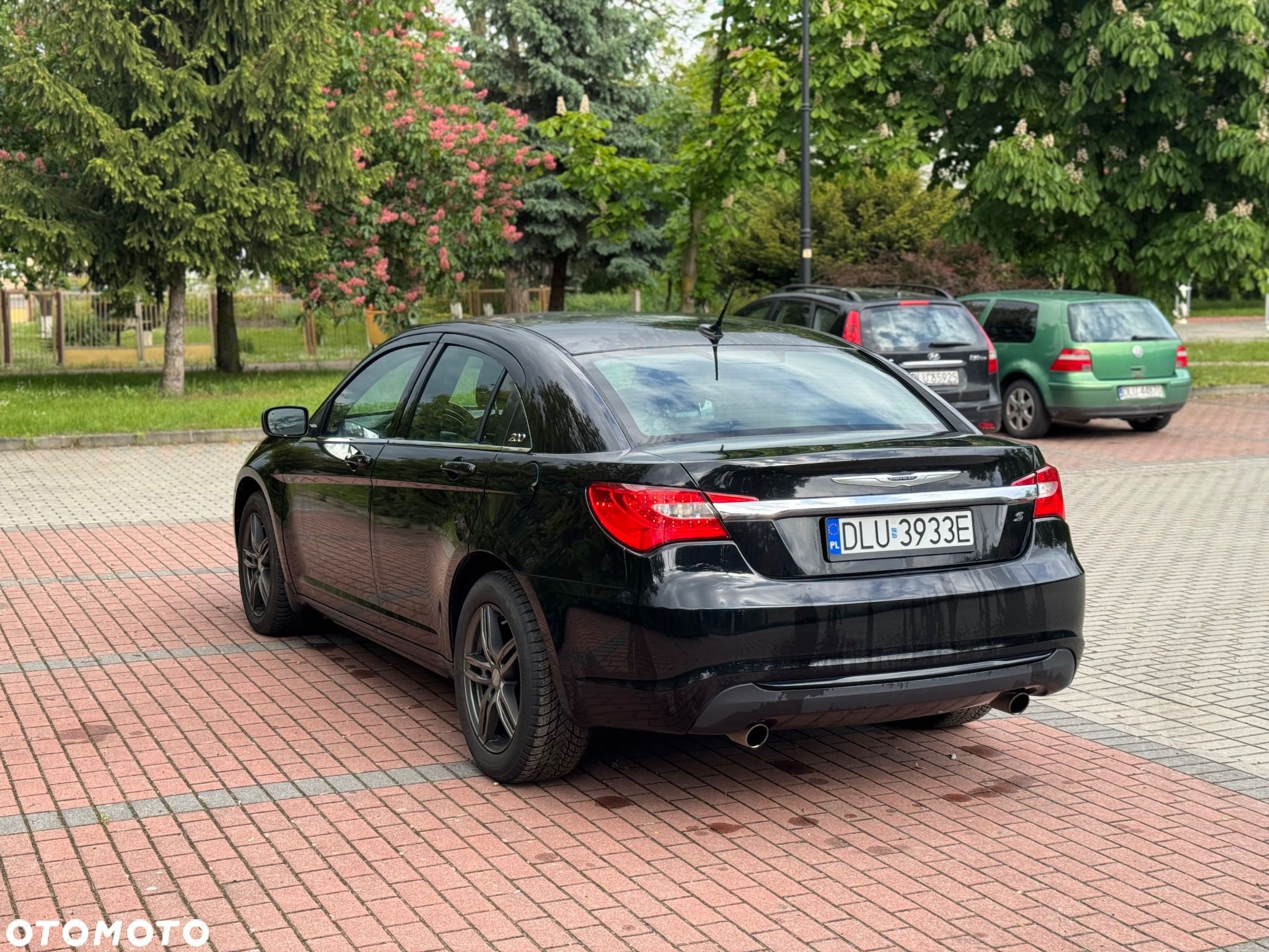 Chrysler 200 - 6