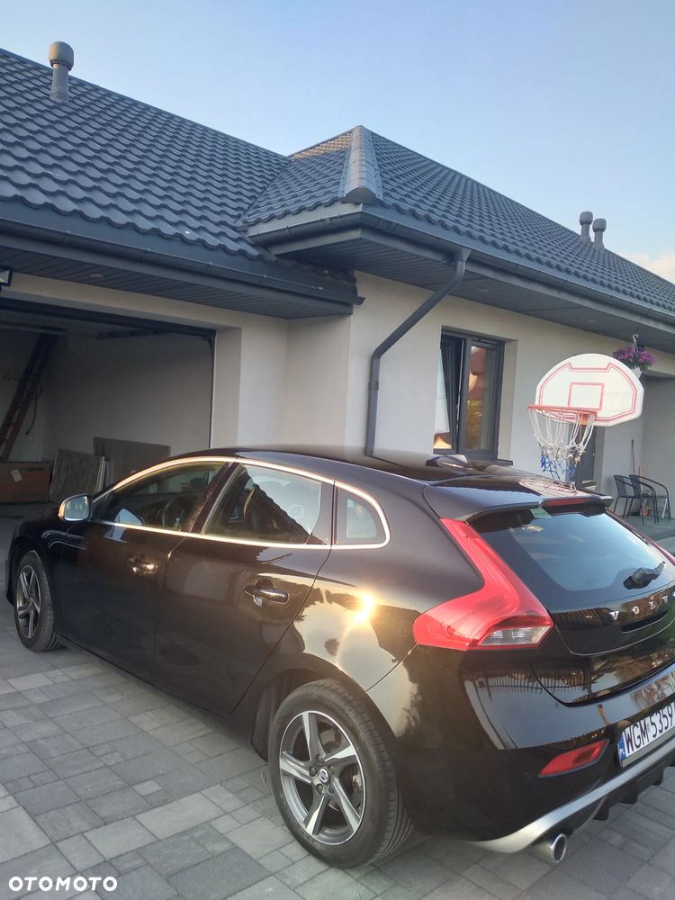 Volvo V40 D2 Drive-E R-Design Momentum - 3