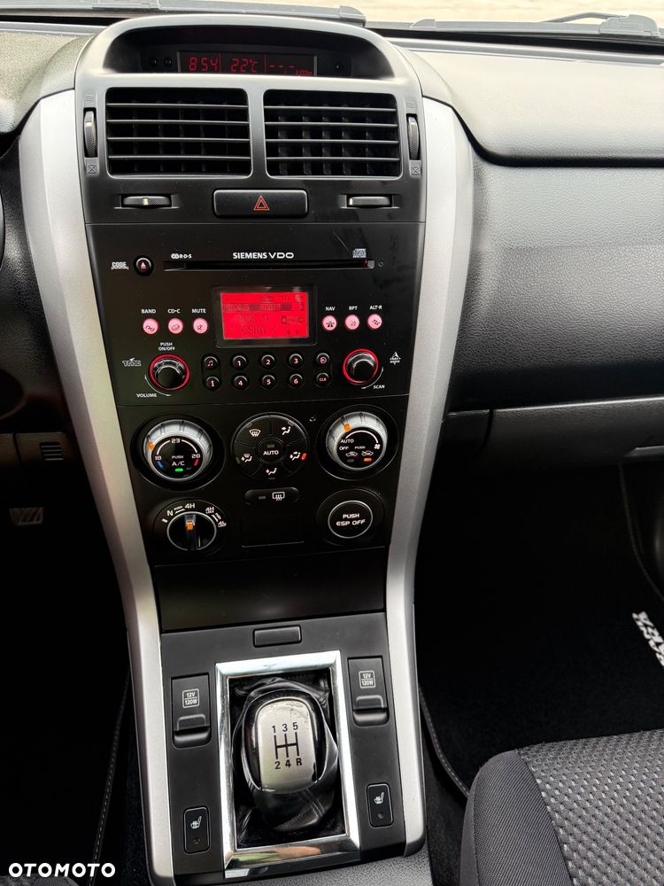 Suzuki Grand Vitara 2.0 Comfort Family - 20
