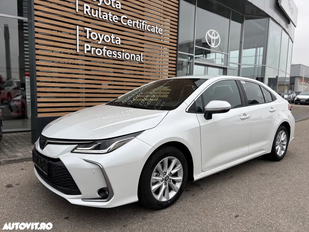 Toyota Corolla 1.8 Hybrid Business Edition - 2