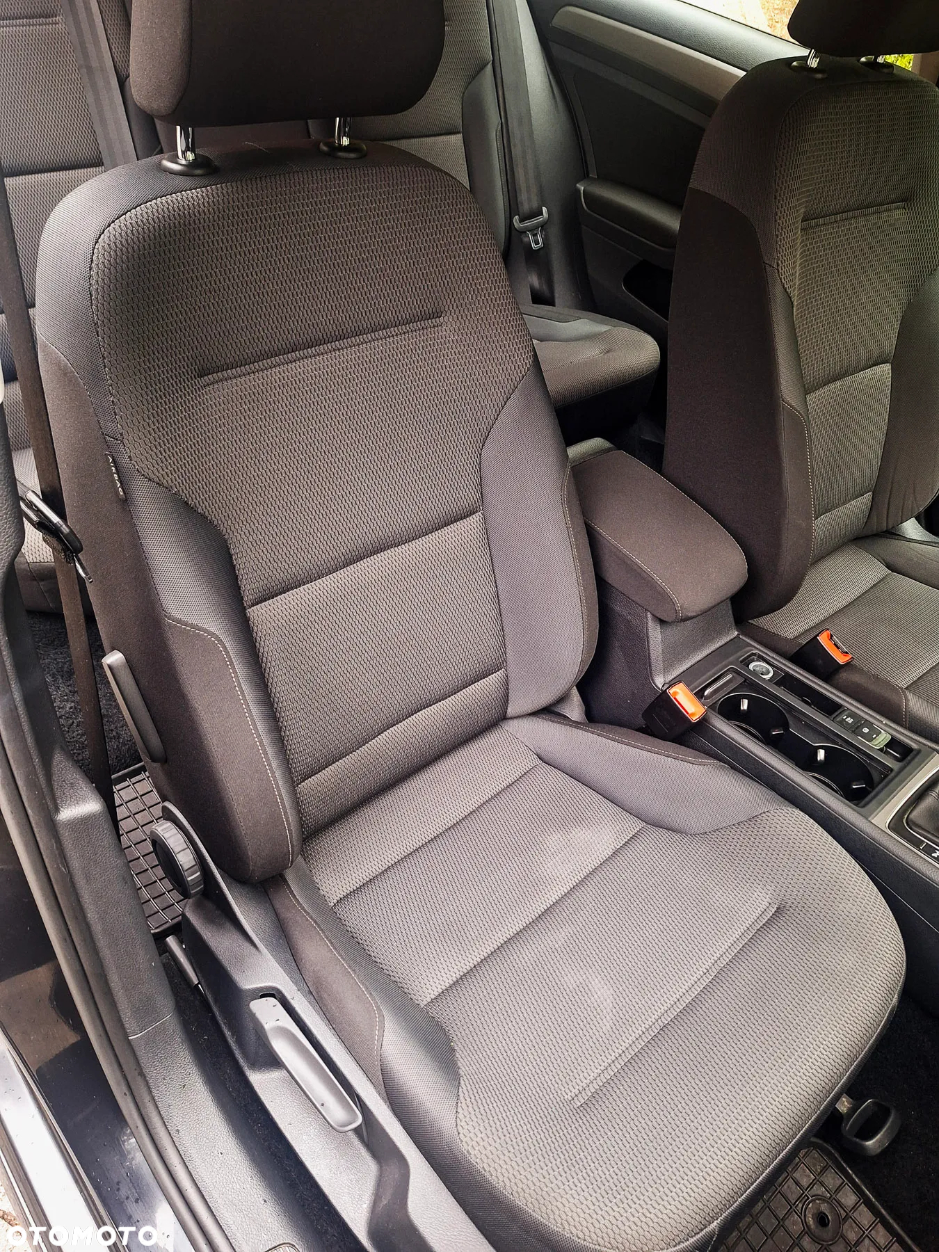 Volkswagen Golf VII 1.4 TSI BMT Comfortline - 14