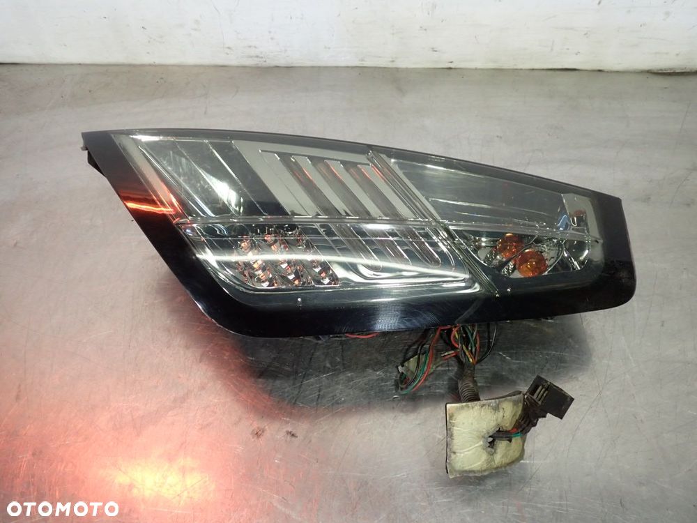 LAMPA PRAWA TYLNA FIAT GRANDE PUNTO - 2