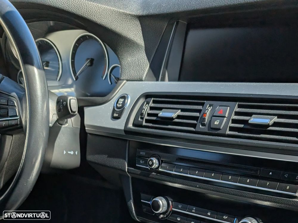 BMW 520 d Line Luxury Auto - 11