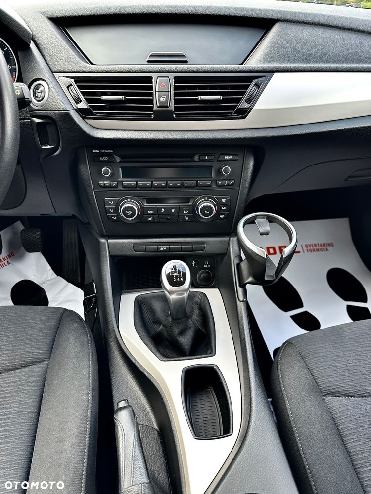 BMW X1 sDrive18i xLine - 7
