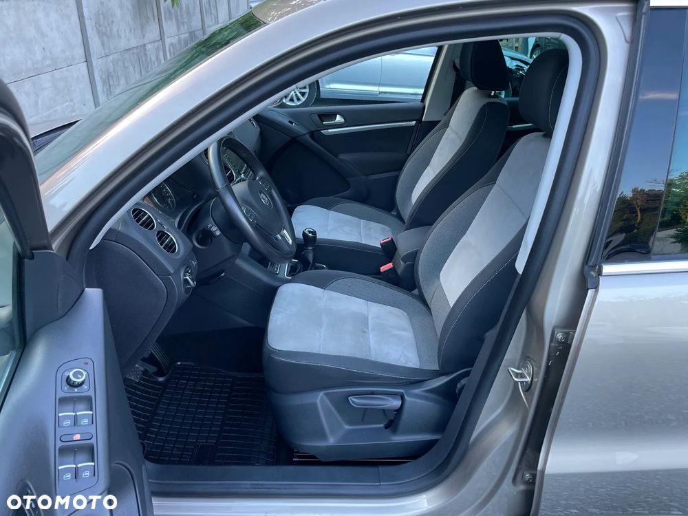 Volkswagen Tiguan - 13