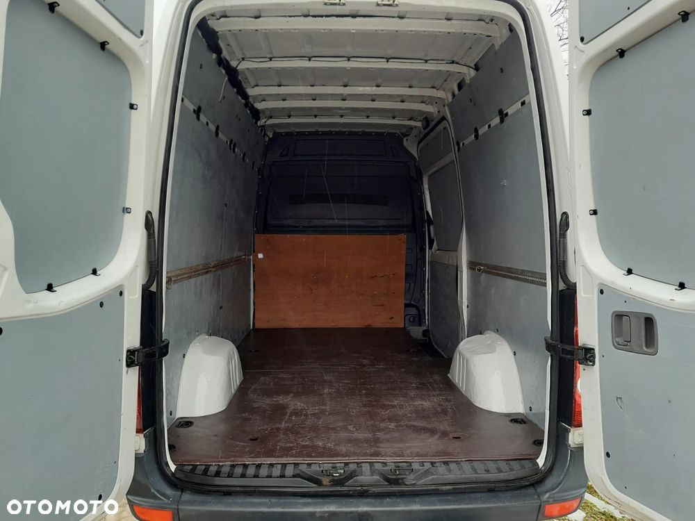 Volkswagen Crafter - 14
