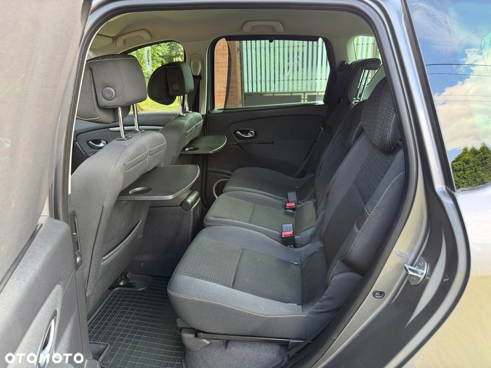 Renault Scenic 1.9 dCi Confort Privilege - 15
