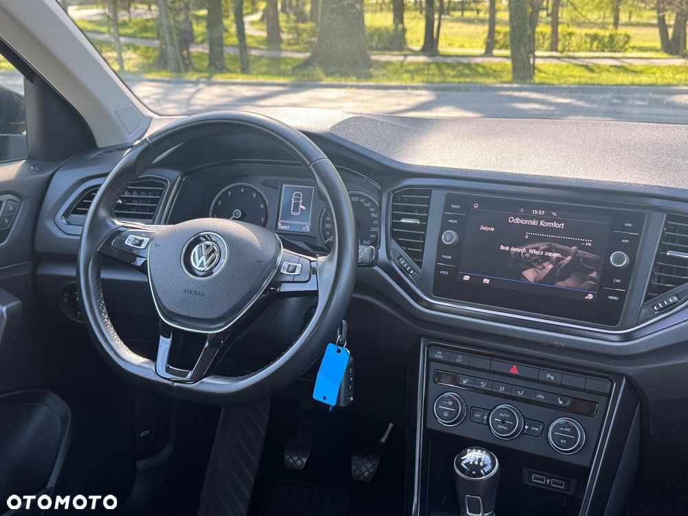Volkswagen T-Roc - 10