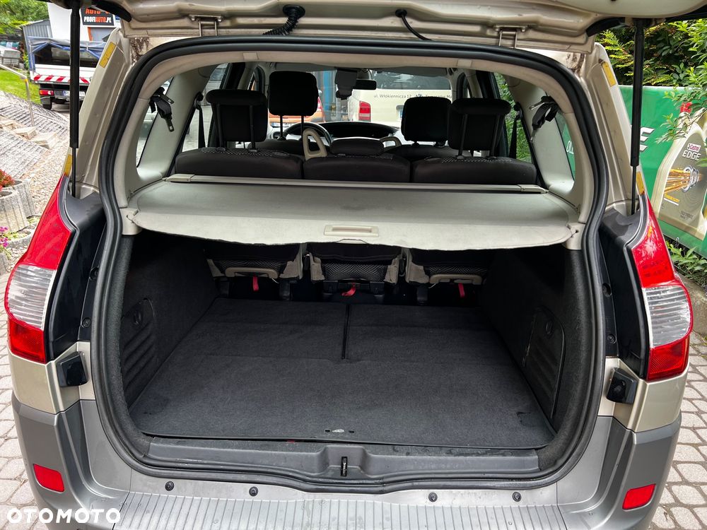 Renault Scenic - 7