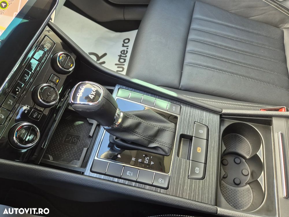 SKODA Superb 2021 — imagine 26