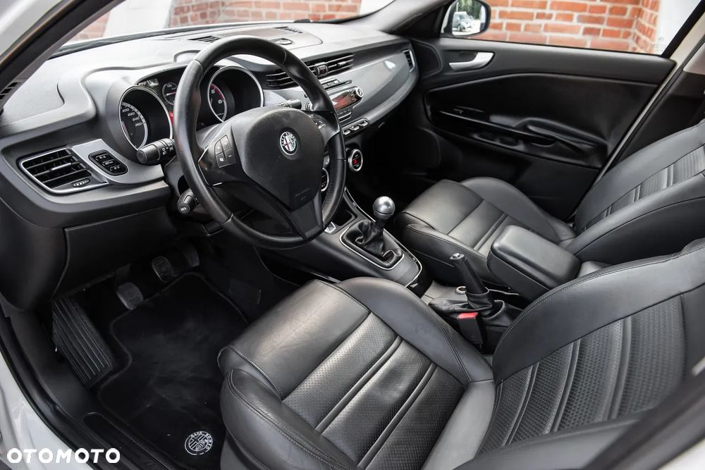 Alfa Romeo Giulietta 1.6 JTDM 16V Business - 15