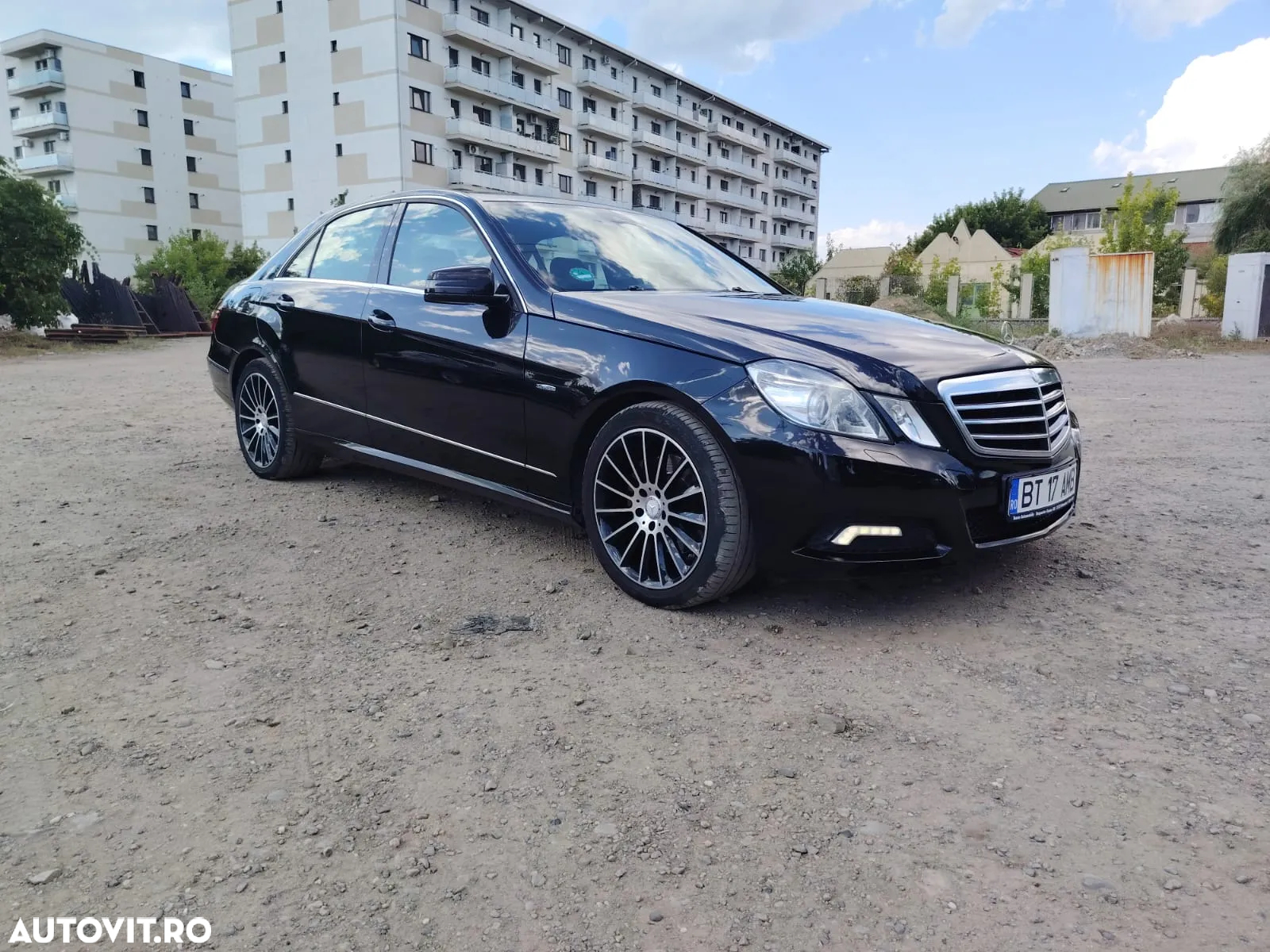 Mercedes-Benz E 250 CDI DPF BlueEFFICIENCY Automatik Avantgarde - 2