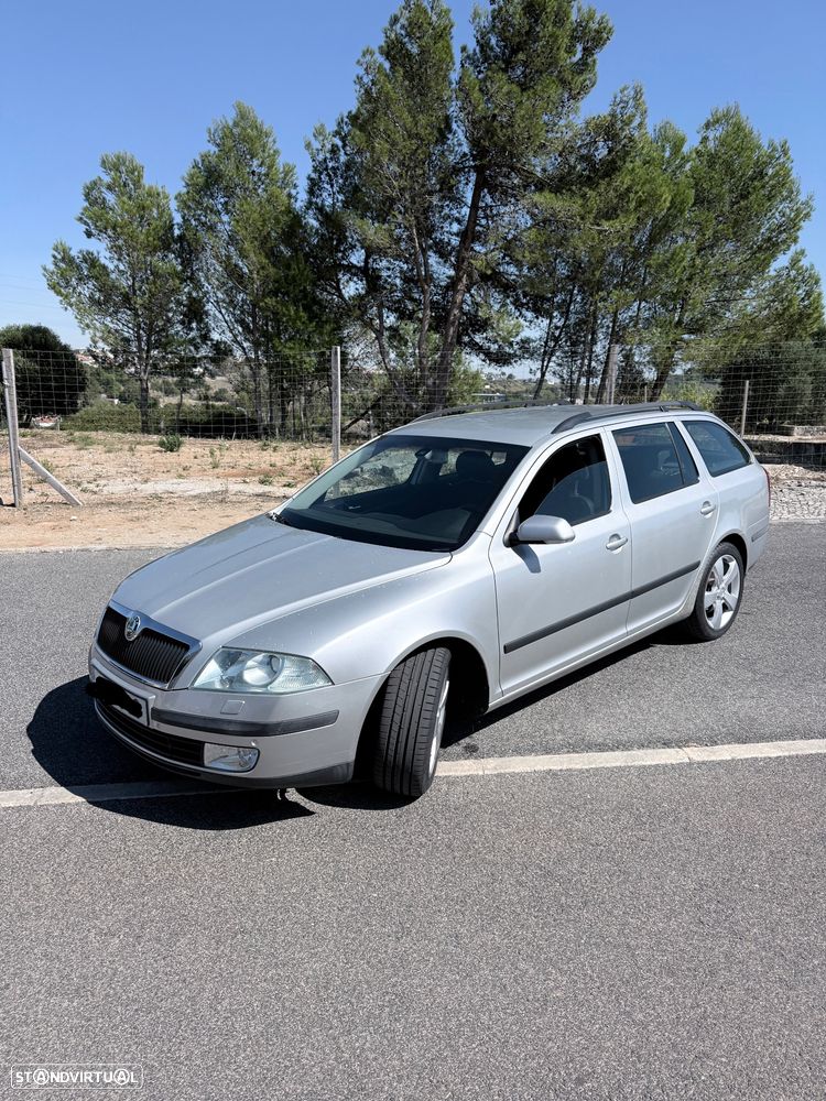 Skoda Octavia Break 2.0 TDI Sportline DSG - 1