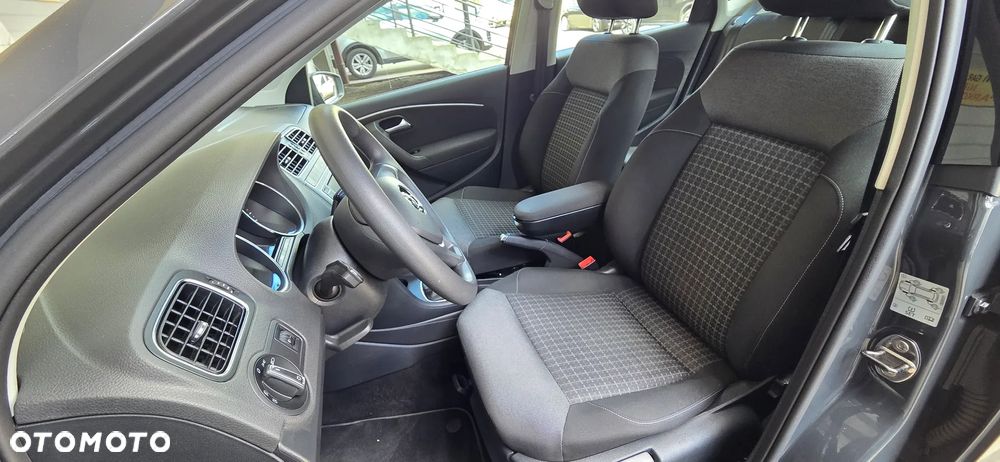 Volkswagen Polo - 17