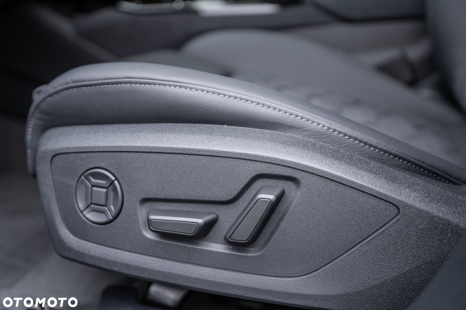 Audi A6 Sportback e-tron - 12