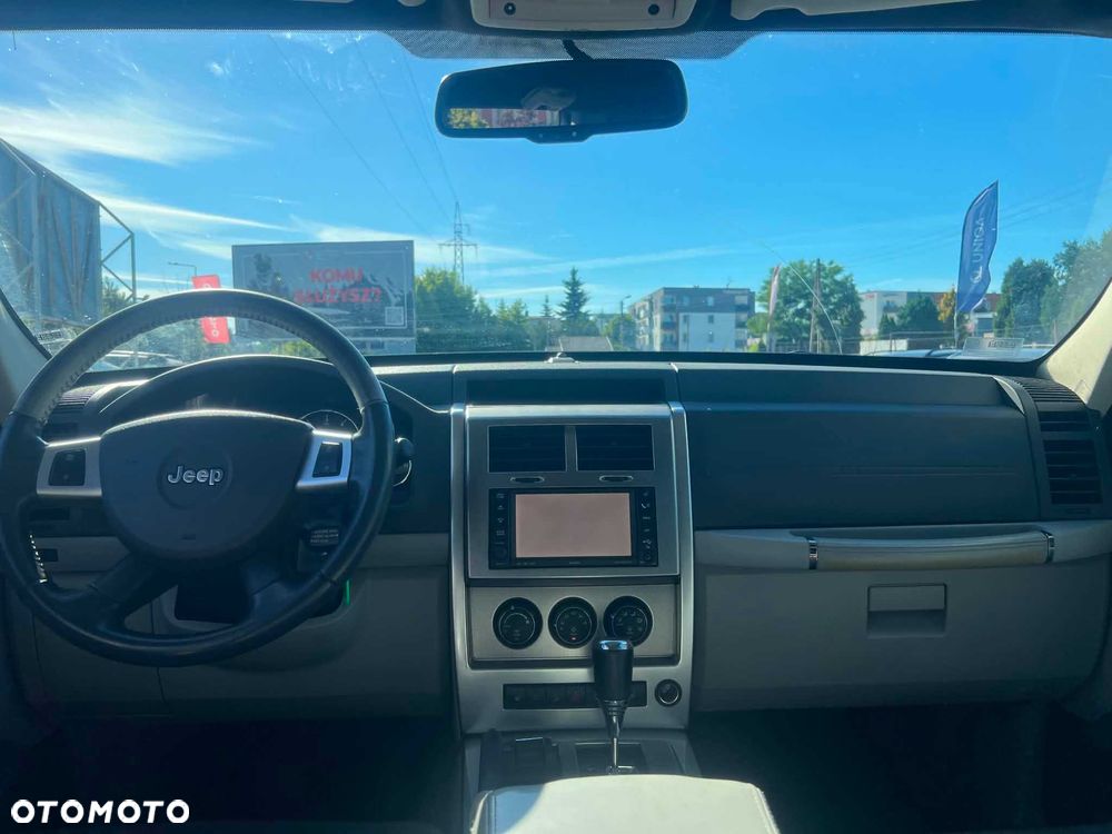 Jeep Cherokee - 6