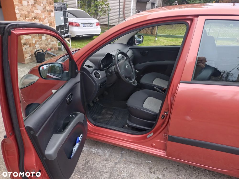 Hyundai i10 - 12