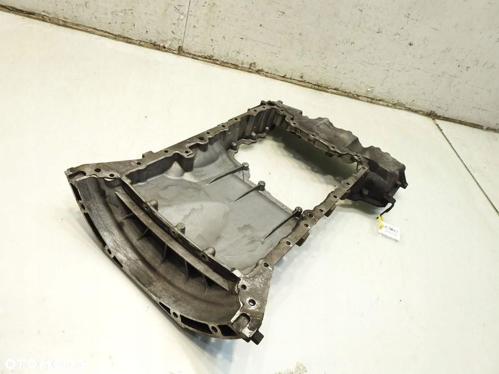 OSŁONA MISKI OLEJOWEJ CHRYSLER 300C 3.0 CRD V6 R64201401021 - 3