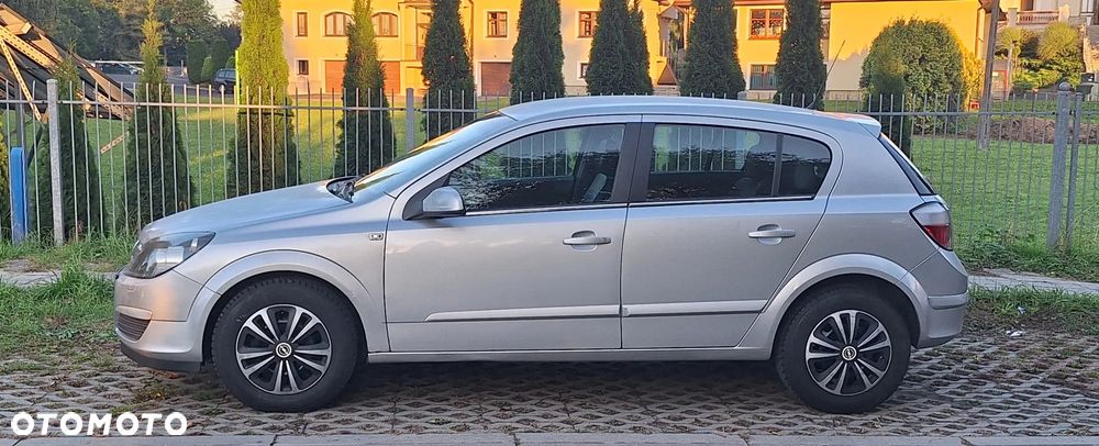 Opel Astra - 4