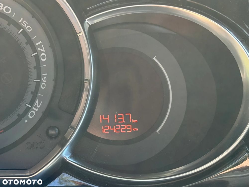 Citroën DS3 1.6 e-HDi SoChic - 13