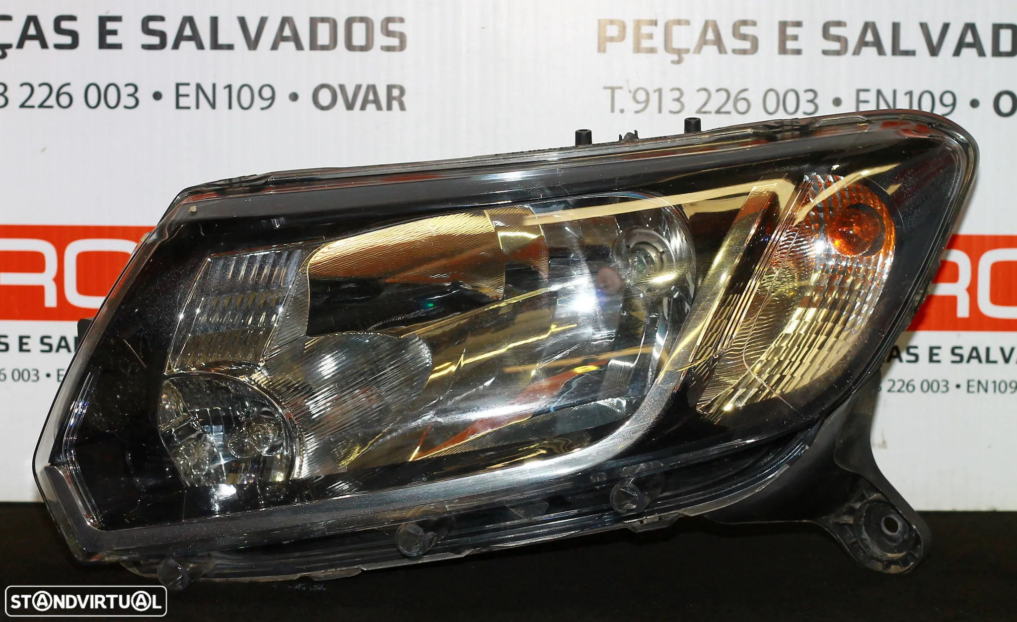 ÓPTICA ESQUERDA DACIA SANDERO - 2