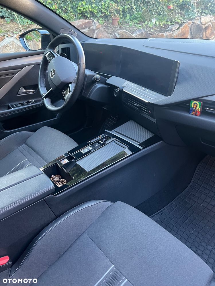 Opel Astra 1.2 T GS Line S&S - 15