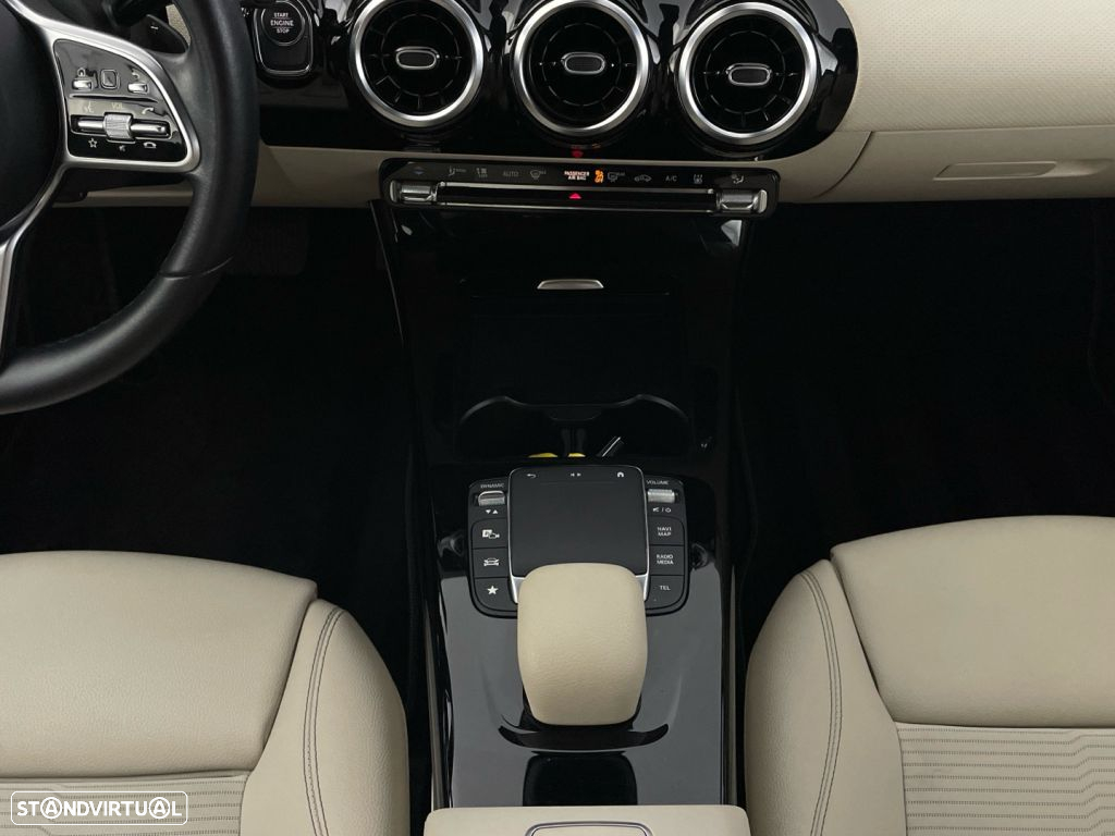 Mercedes-Benz CLA 250 e Shooting Brake Style Plus - 16