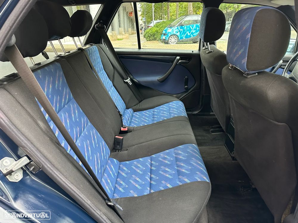 Mercedes-Benz C 220 - 18