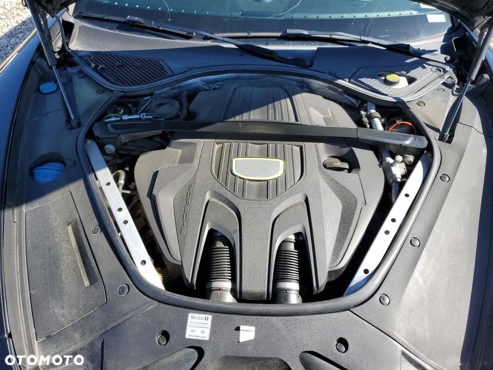 Porsche Panamera - 11