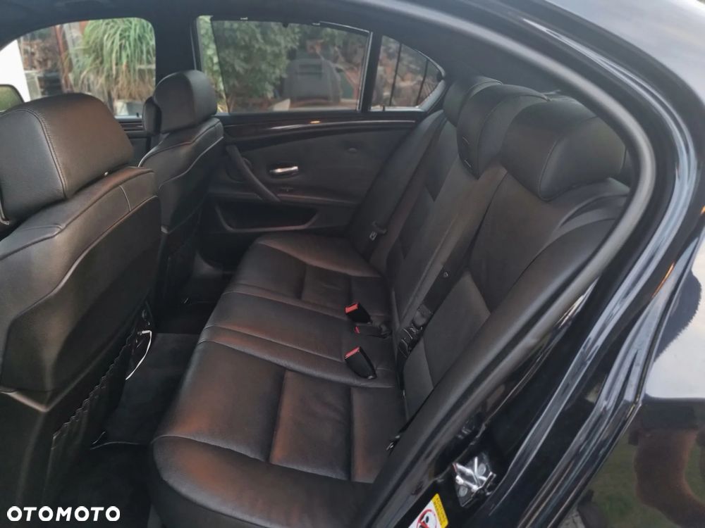 BMW Seria 5 535d - 13