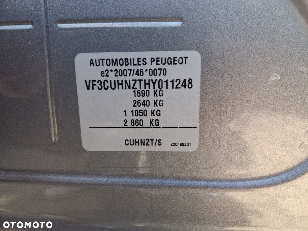 Peugeot 2008 - 21