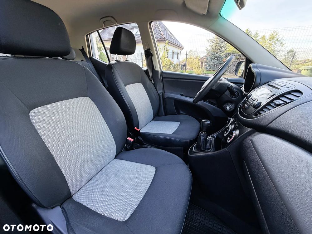 Hyundai i10 - 11