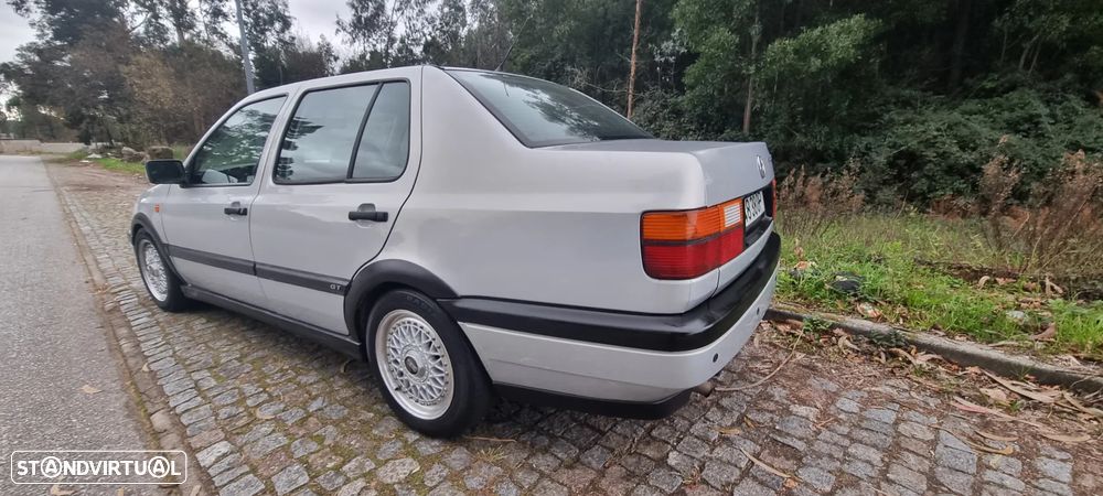 VW Vento - 3