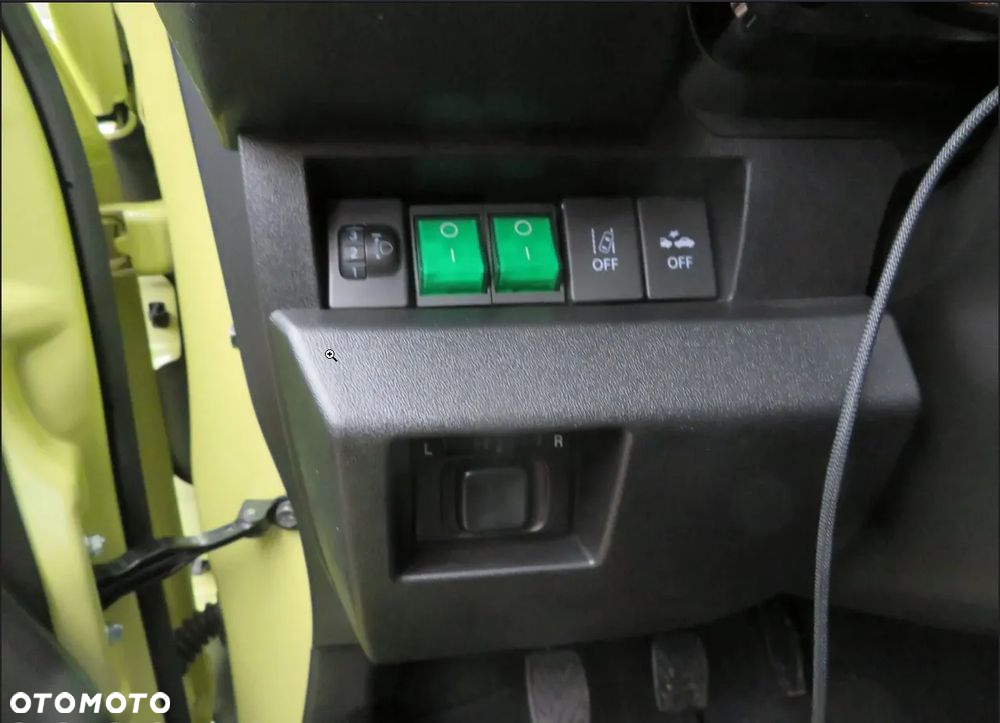 Suzuki Jimny 1.5 Premium - 25