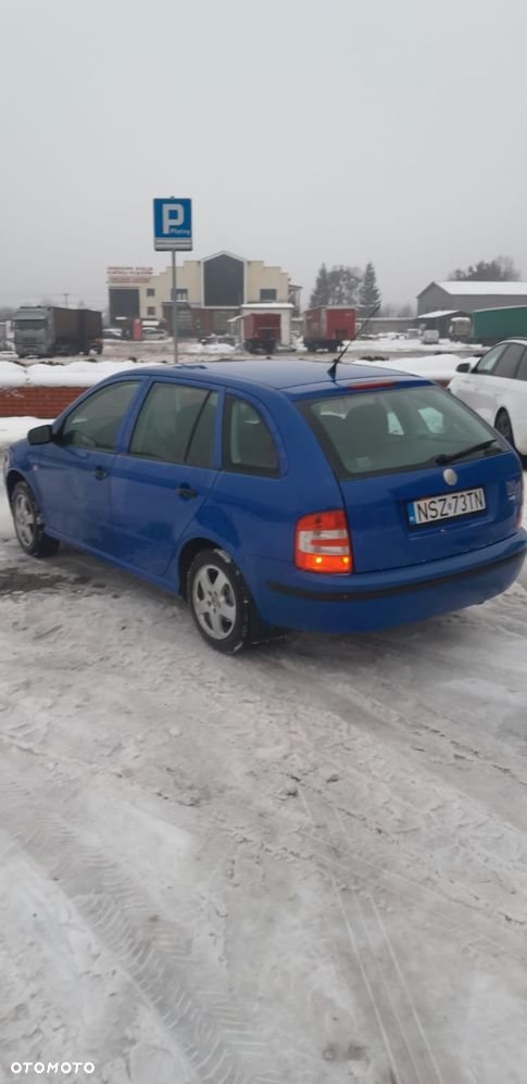 Skoda Fabia 1.4 16V Active - 19