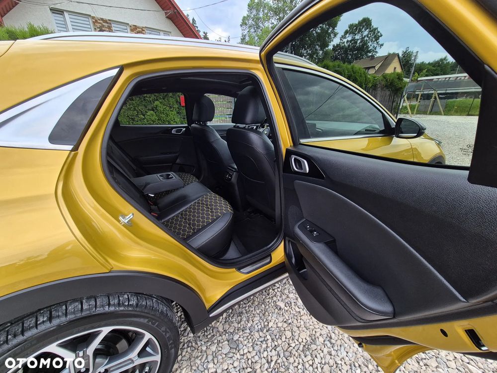 Kia XCeed 1.6 T-GDI OPF DCT7 LAUNCH EDITION - 32