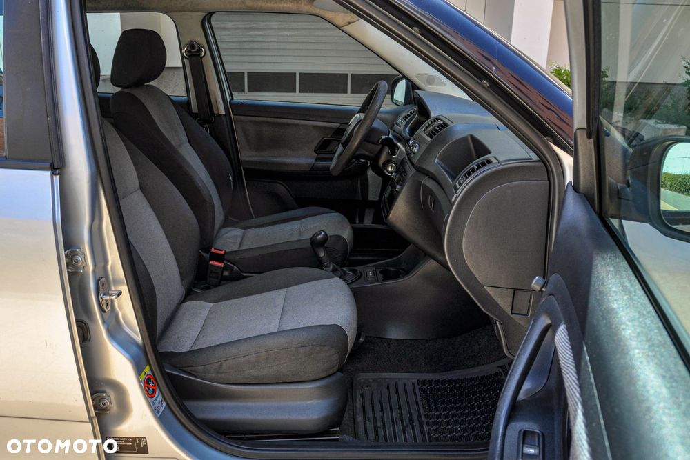 Skoda Fabia - 11