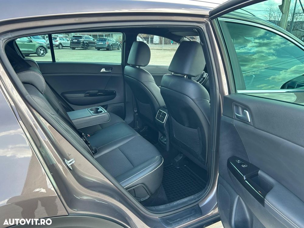 Kia Sportage 1.6 T-GDI 7DCT 4x4 GT Line - 17