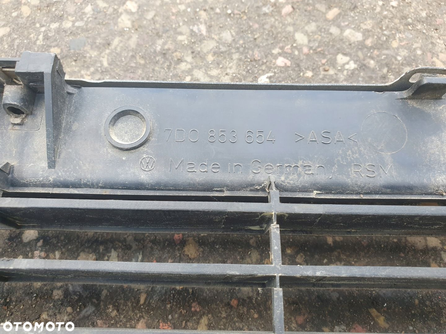 GRILL ATRAPA VW T4 LIFT - 12