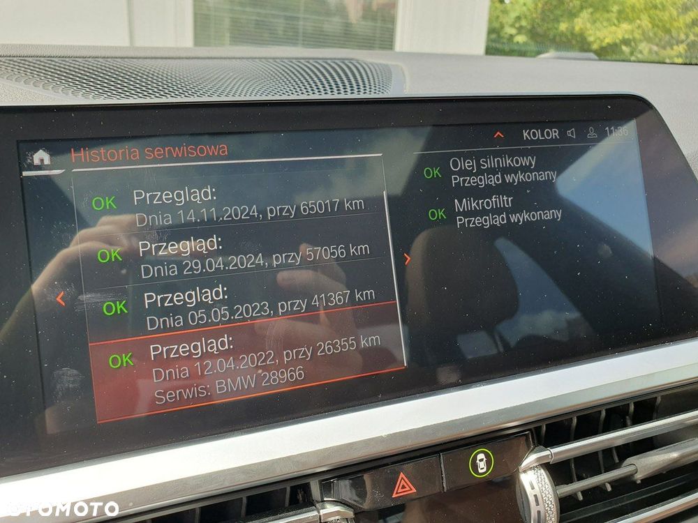 BMW Seria 3 330i xDrive - 30