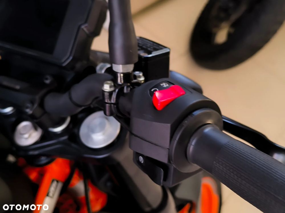 KTM Duke 125 - 15