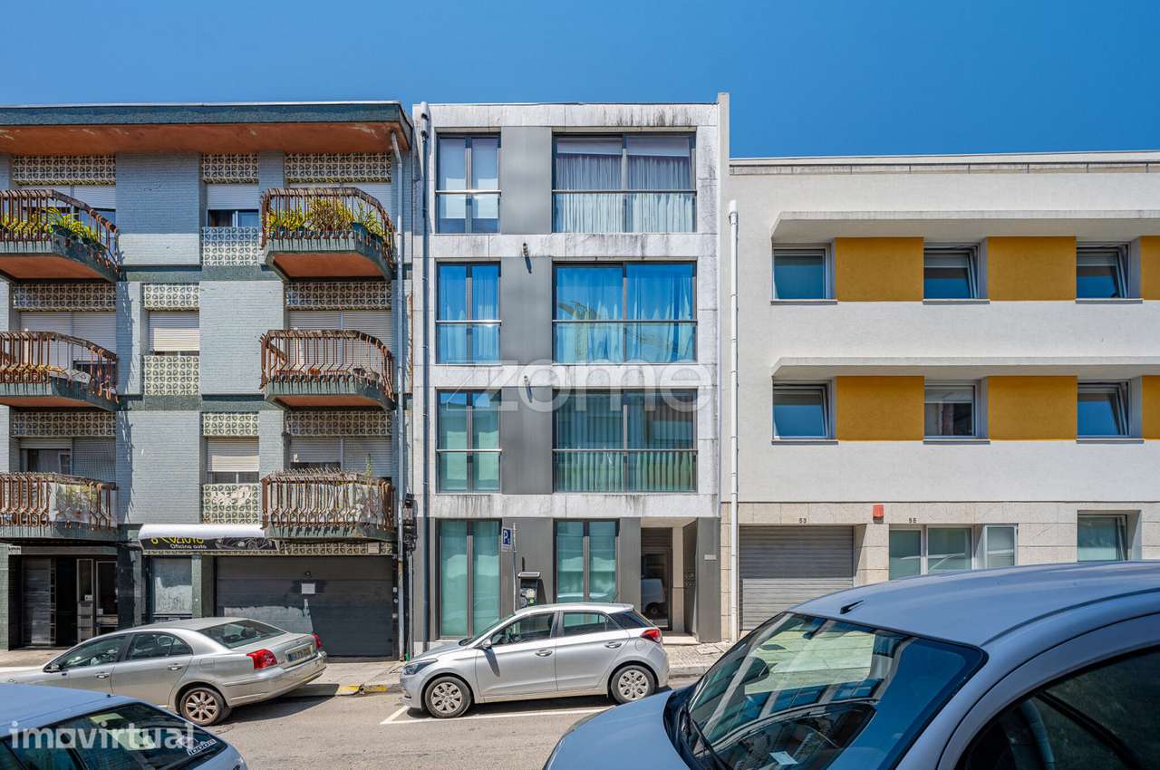 Apartamento T1 Duplex com elevador e Licença AL no Centro de Gaia - Grande imagem: 2/29