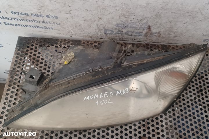 Far stanga Ford Mondeo MK3 [2000 - 2003] Sedan 2.0 TDCi 5MT (130 hp) - 10