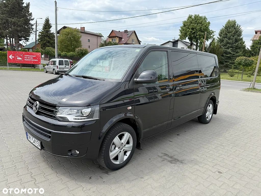 Volkswagen Caravelle - 1