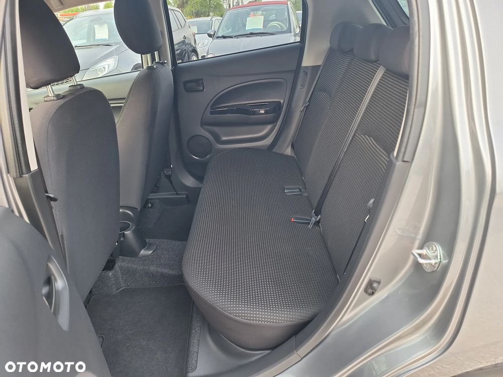 Mitsubishi Space Star - 26