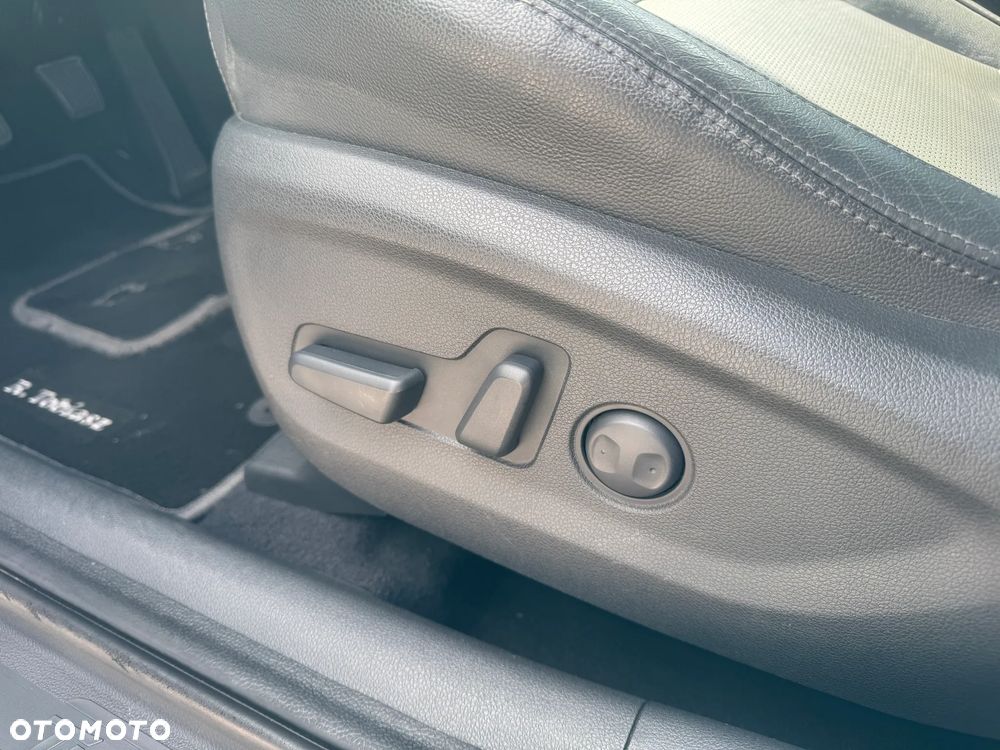 Hyundai Tucson 1.6 GDi 2WD Premium - 38