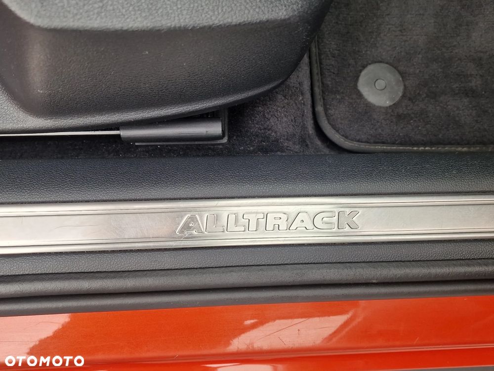 Volkswagen Passat - 11