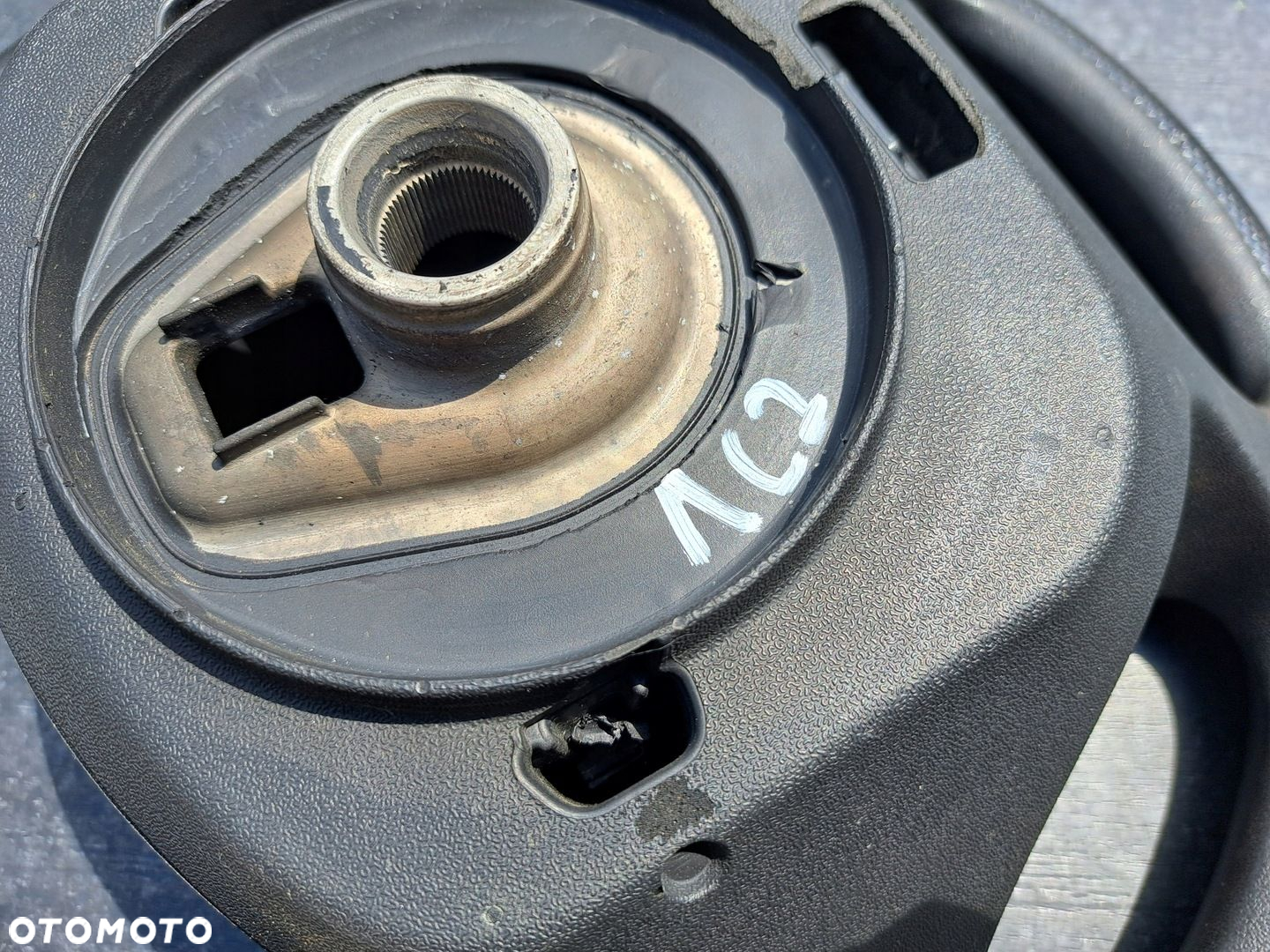 IVECO DAILY IV 06-12 KIEROWNICA BEZ PODUSZKI AIRBAG NR 1CZ - 11