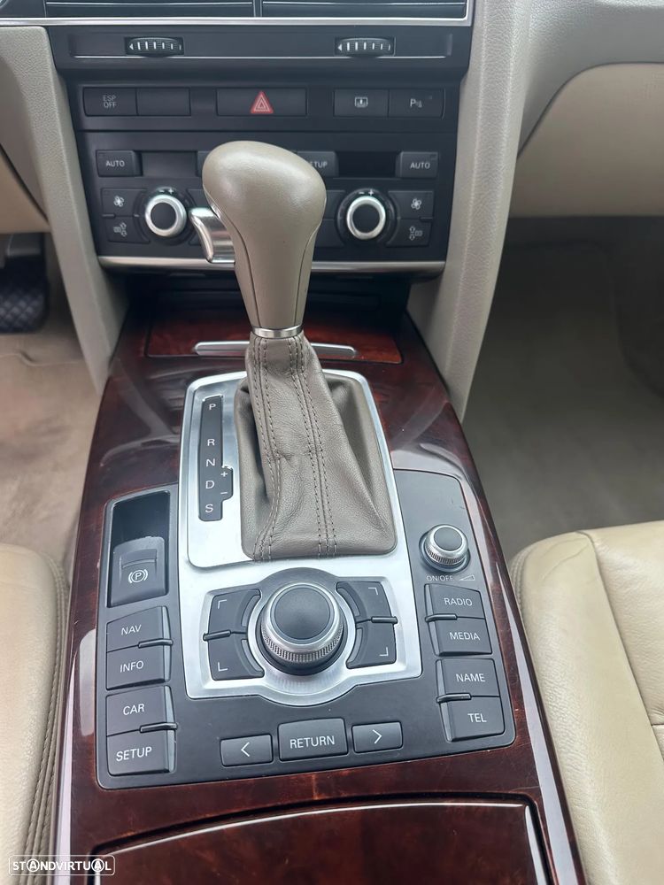 Audi A6 2.0 TDI Multitronic Exclu. - 6